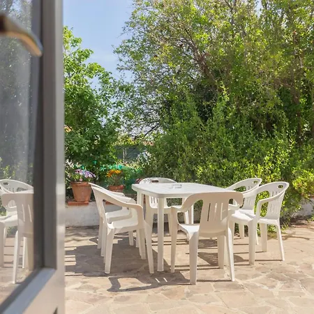 Casale La Marina By Helloelba Feriehus *